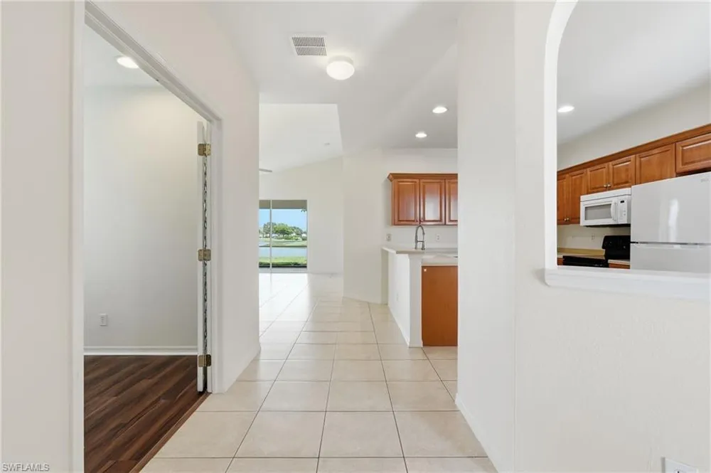 4327 Avian Avenue Fort Myers, FL 33916