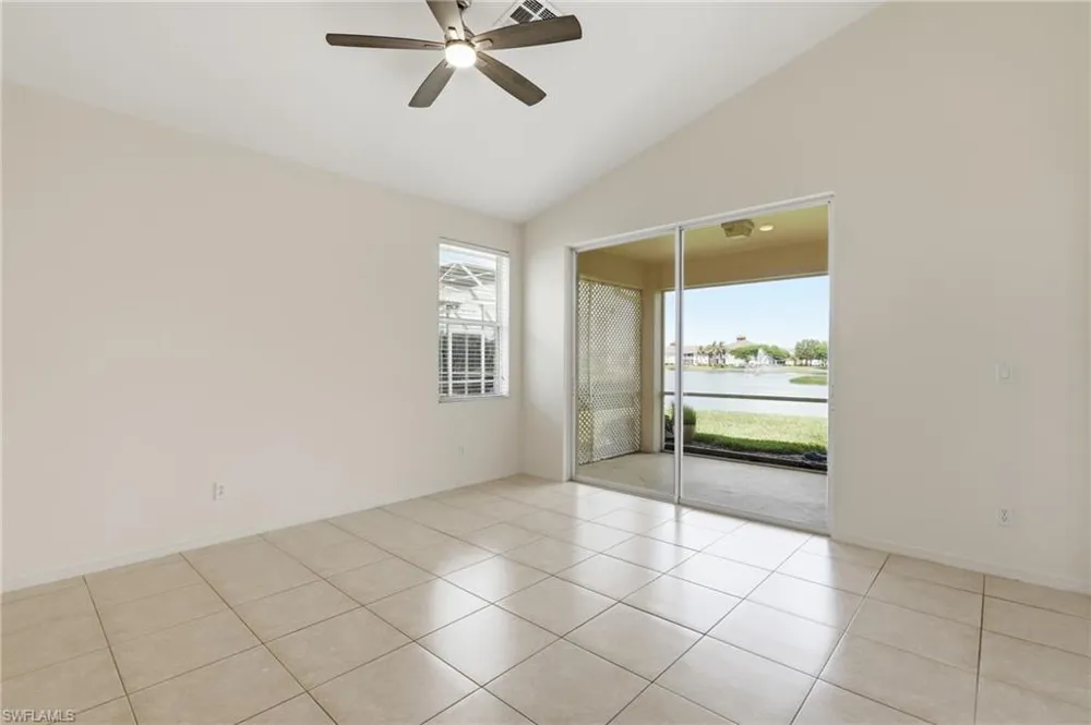 4327 Avian Avenue Fort Myers, FL 33916