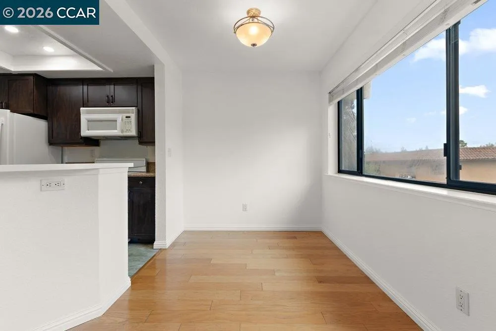 2535 Lucy Lane #B Walnut Creek, CA 94595