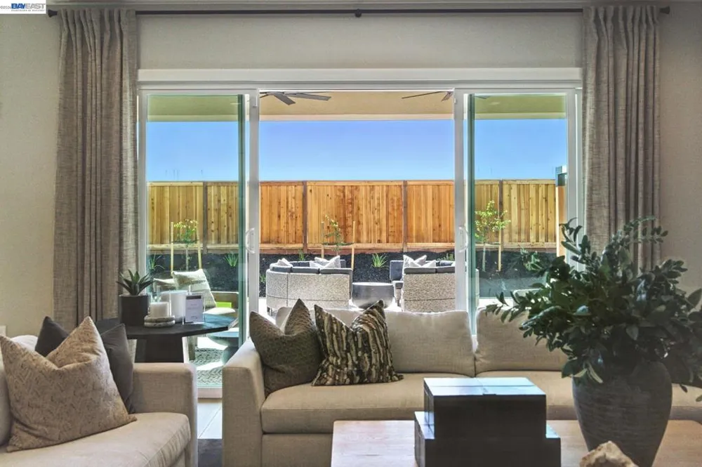 1591 Ponza Circle Brentwood, CA 94513