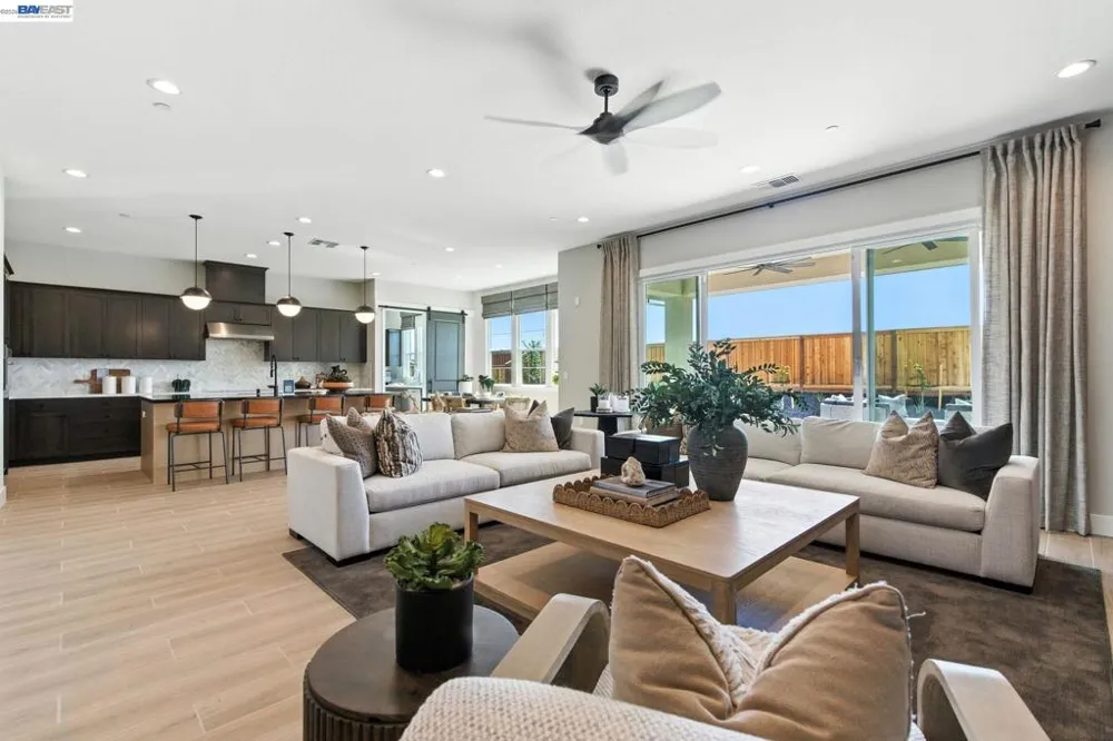 1591 Ponza Circle Brentwood, CA 94513