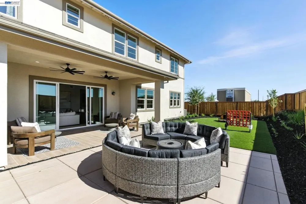 1591 Ponza Circle Brentwood, CA 94513