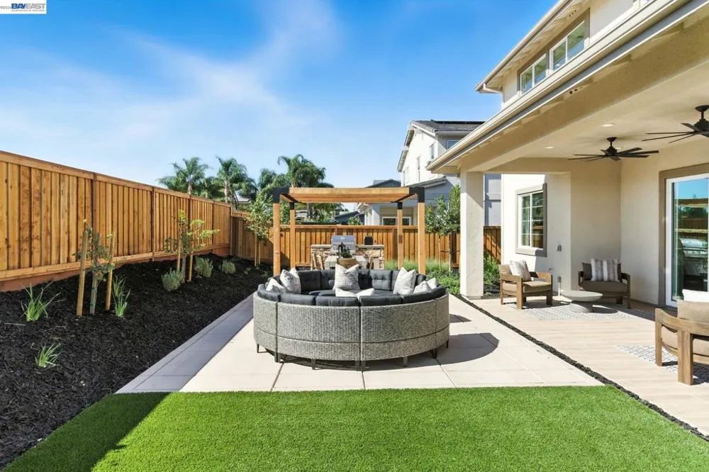 1591 Ponza Circle Brentwood, CA 94513