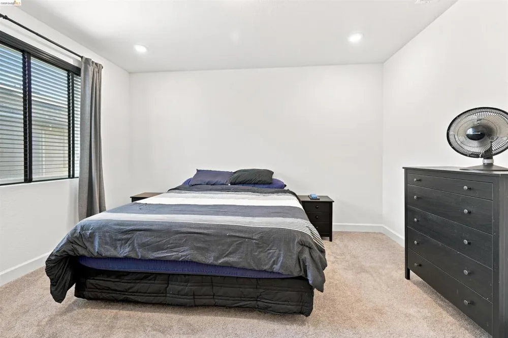 59 Autumn Ln Pittsburg, CA 94565