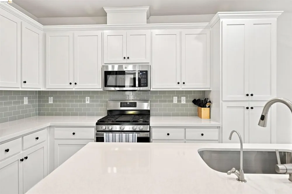 59 Autumn Ln Pittsburg, CA 94565