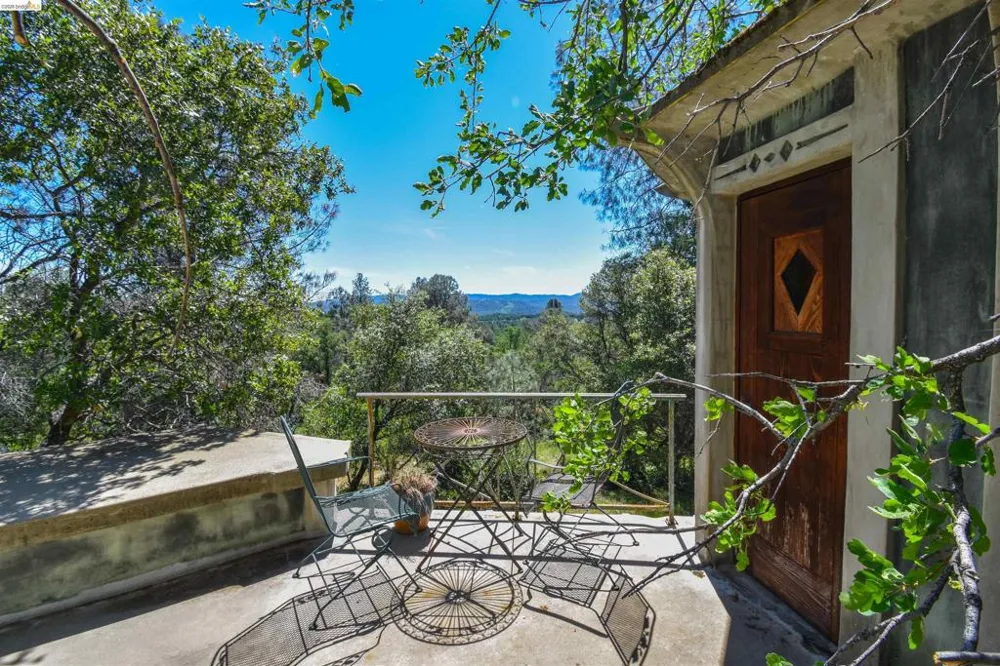 17270 Robin Ridge Sonora, CA 95370