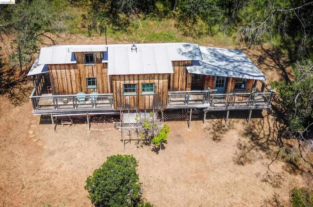 17270 Robin Ridge Sonora, CA 95370