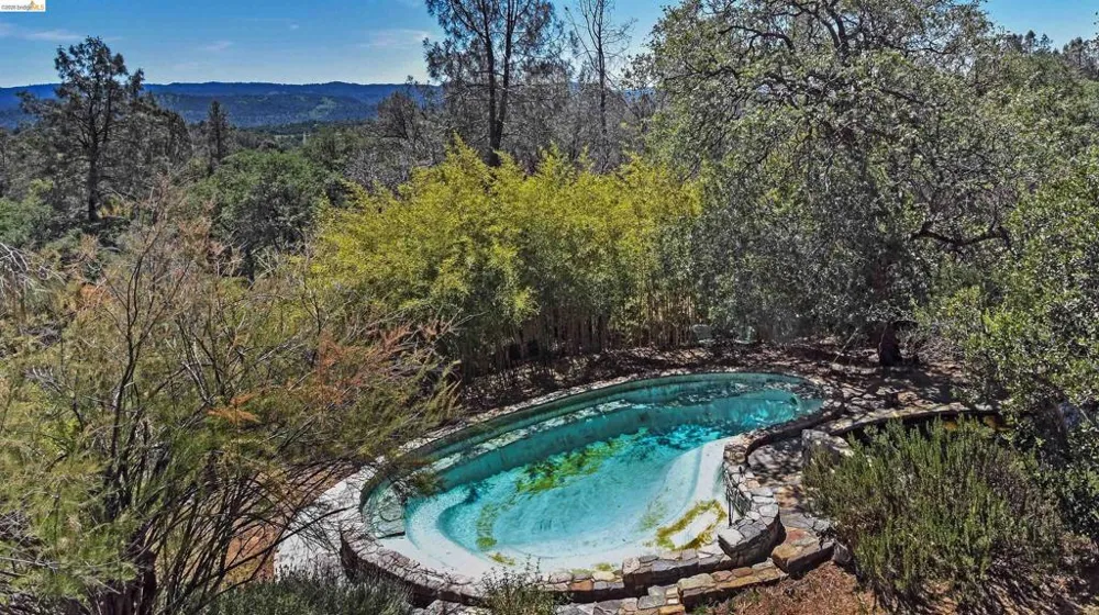 17270 Robin Ridge Sonora, CA 95370