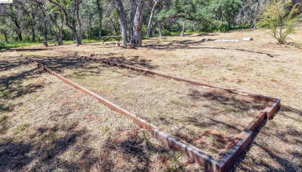 17270 Robin Ridge Sonora, CA 95370
