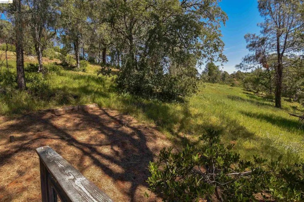 17270 Robin Ridge Sonora, CA 95370