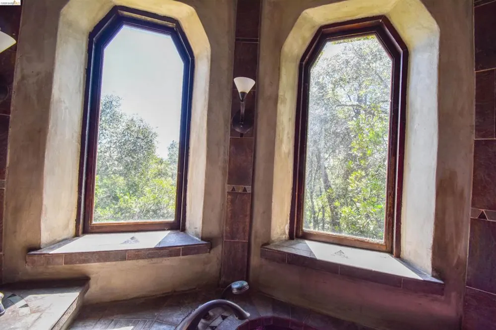 17270 Robin Ridge Sonora, CA 95370