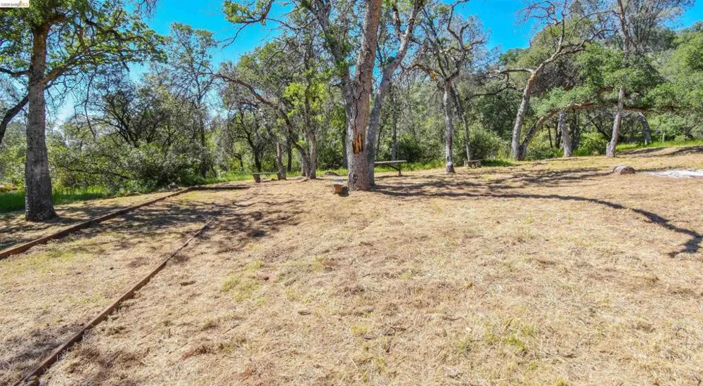 17270 Robin Ridge Sonora, CA 95370