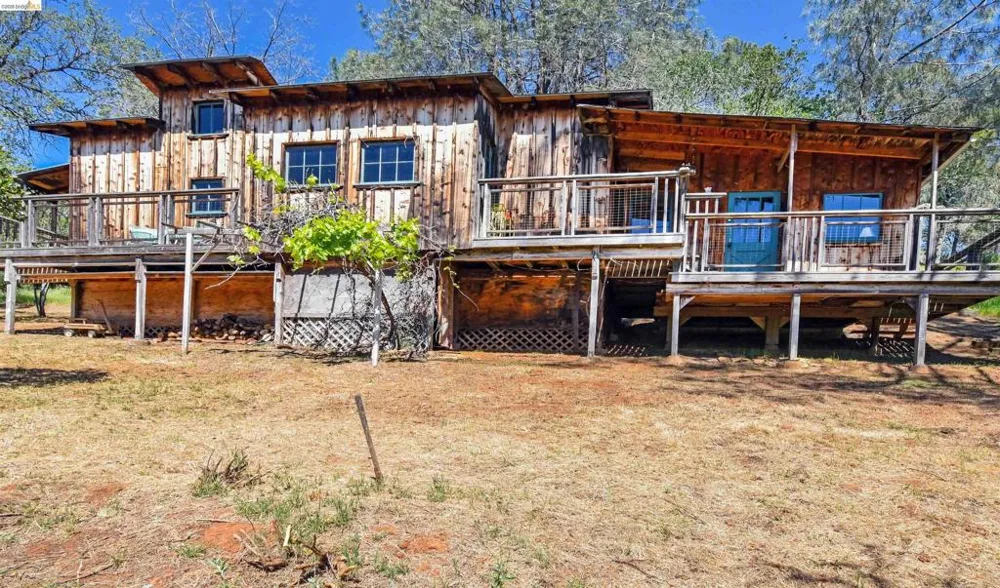 17270 Robin Ridge Sonora, CA 95370