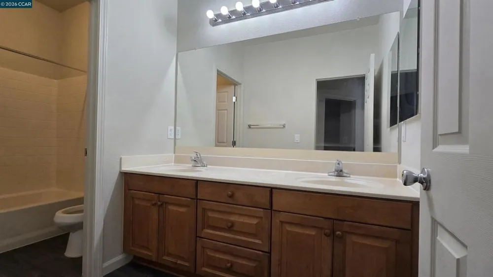 1092 Gardenia Ln Concord, CA 94520