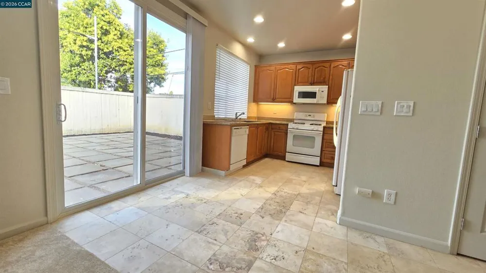 1092 Gardenia Ln Concord, CA 94520