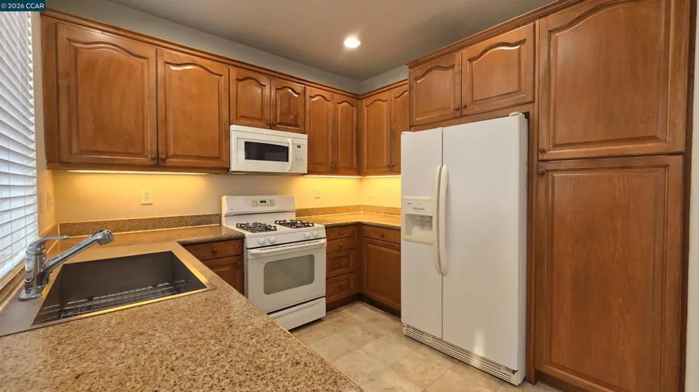 1092 Gardenia Ln Concord, CA 94520