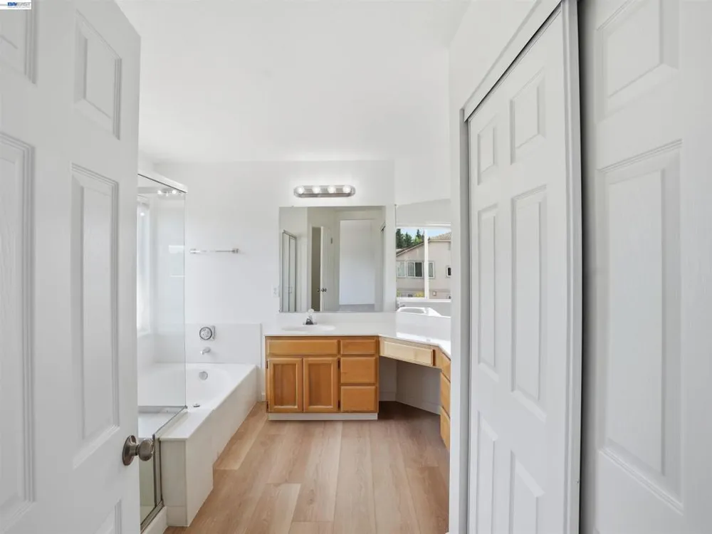 2356 Yorkshire Dr Antioch, CA 94531