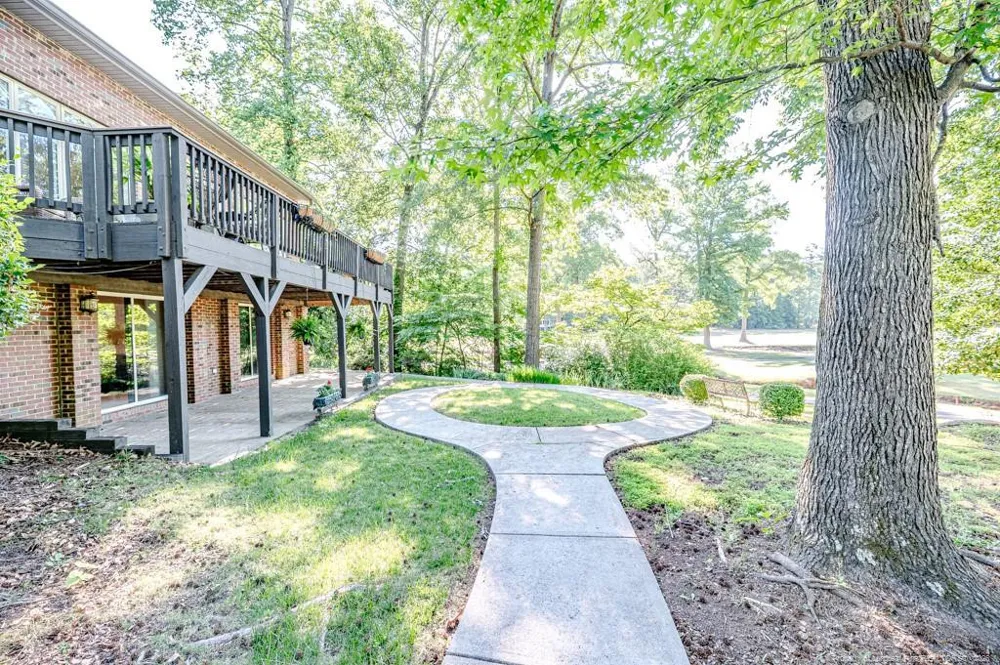 758 Turnbury Court Sanford, NC 27332