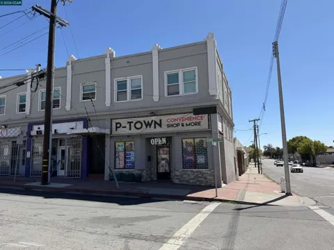 995 East St