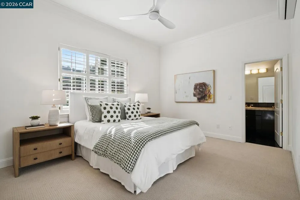 2 Reliez Manor Ct Lafayette, CA 94549