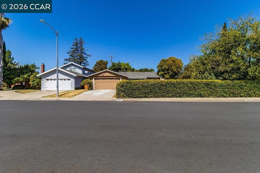 3337 Claudia Dr Concord, CA 94519