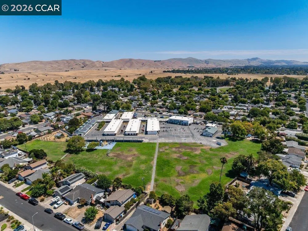 3337 Claudia Dr Concord, CA 94519