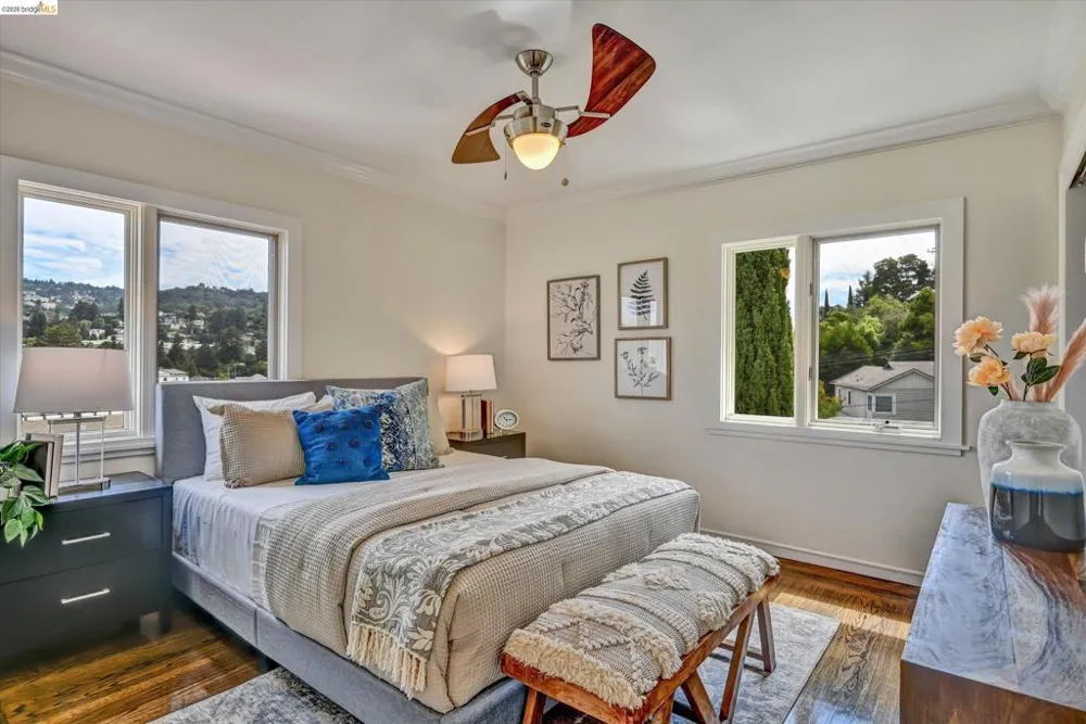 4656 Redding St Oakland, CA 94619