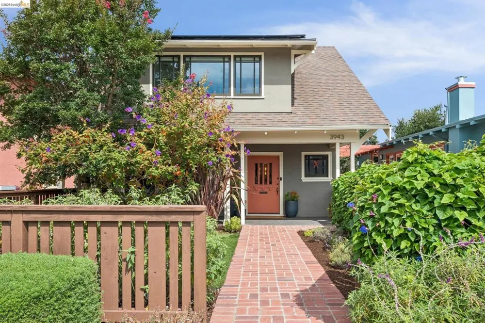 3943 Park Blvd Oakland, CA 94602