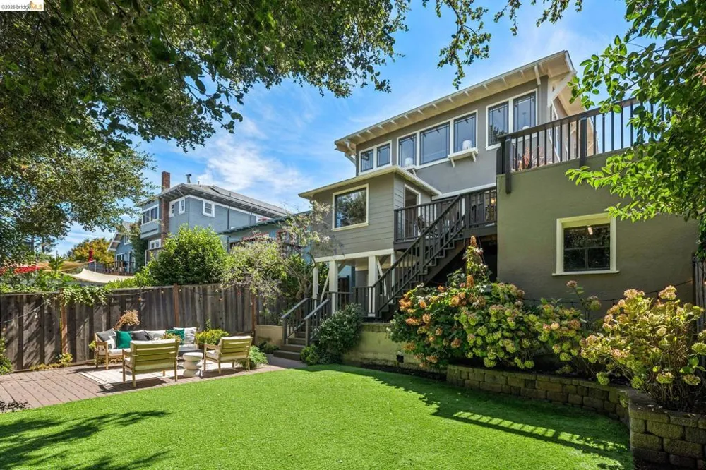 3943 Park Blvd Oakland, CA 94602