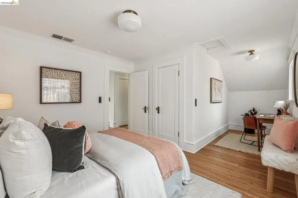 3943 Park Blvd Oakland, CA 94602
