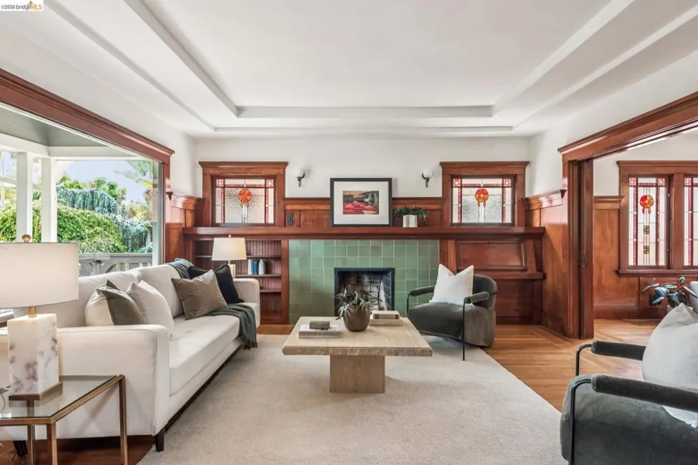 3943 Park Blvd Oakland, CA 94602