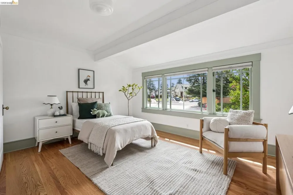 3943 Park Blvd Oakland, CA 94602