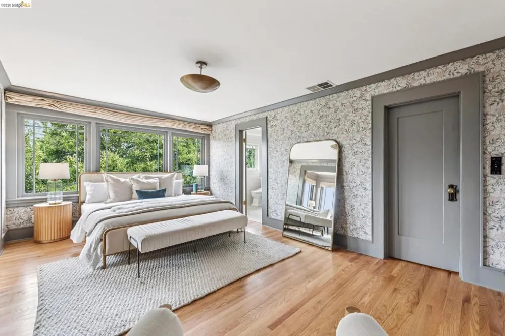 3943 Park Blvd Oakland, CA 94602