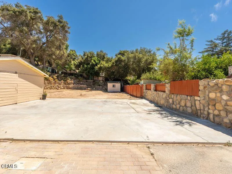 182 Mountain View Street Oak View, CA 93022