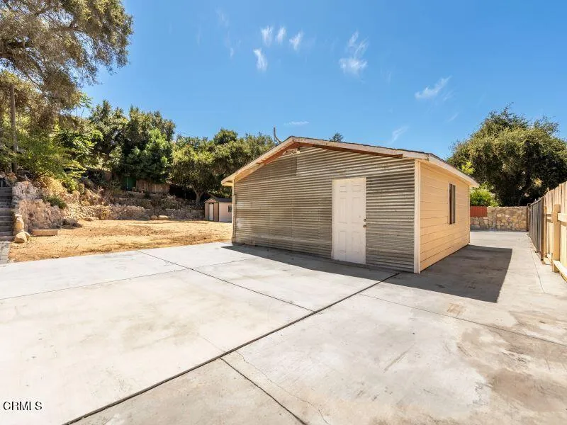 182 Mountain View Street Oak View, CA 93022