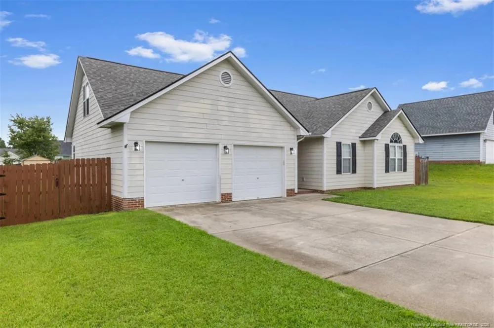 172 Walden Green Drive Raeford, NC 28376