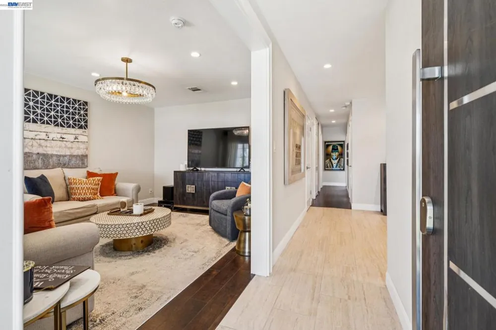 2485 Medallion Dr Union City, CA 94587