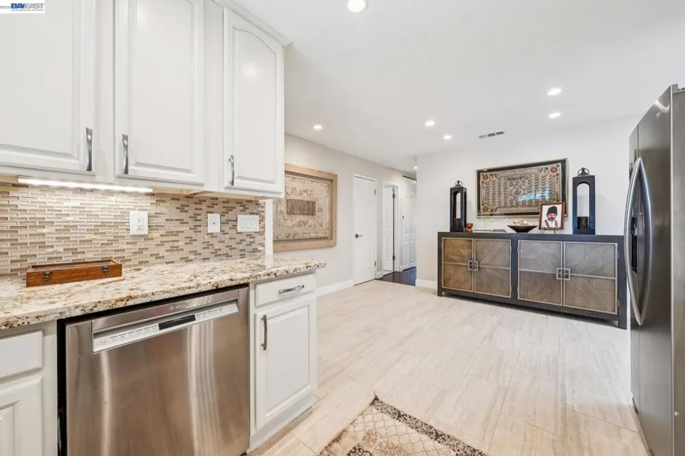 2485 Medallion Dr Union City, CA 94587