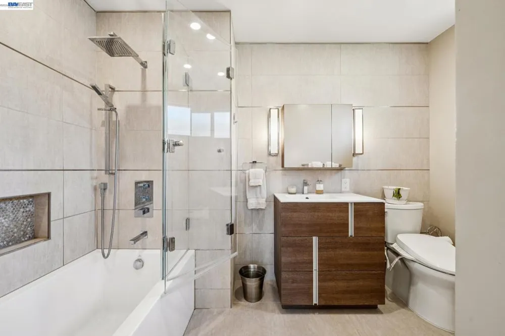 2485 Medallion Dr Union City, CA 94587