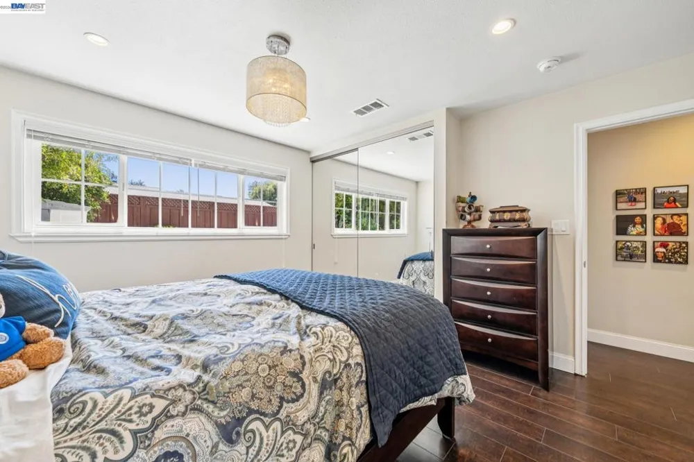 2485 Medallion Dr Union City, CA 94587
