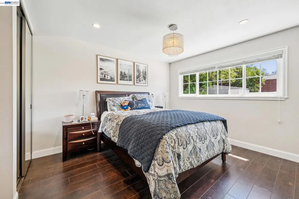2485 Medallion Dr Union City, CA 94587