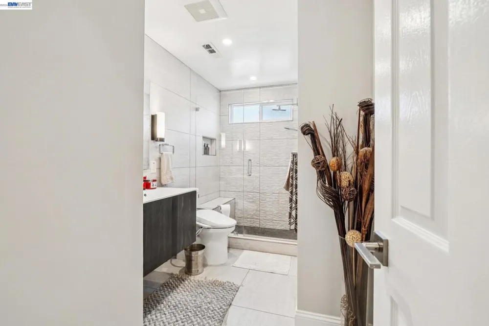 2485 Medallion Dr Union City, CA 94587