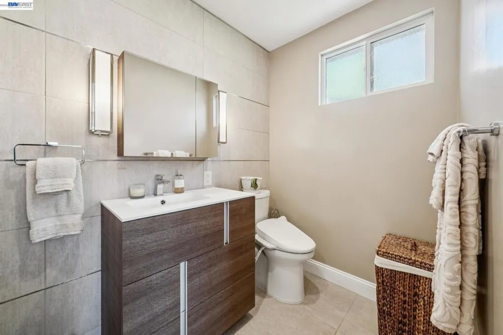 2485 Medallion Dr Union City, CA 94587