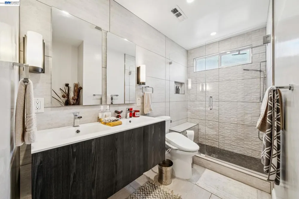 2485 Medallion Dr Union City, CA 94587