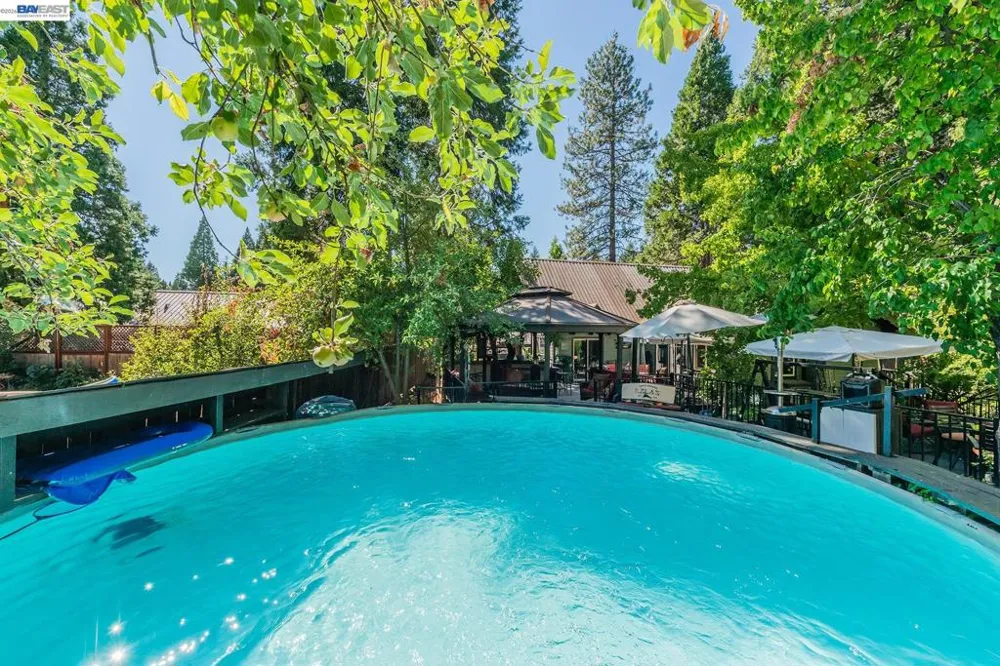 320 Airport Rd Trinity Center, CA 96091