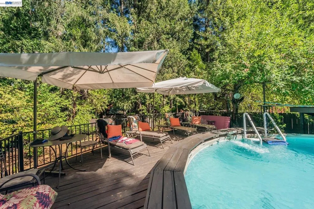 320 Airport Rd Trinity Center, CA 96091