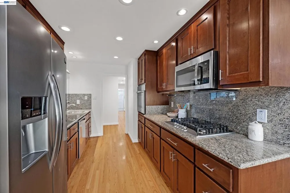 7581 Brighton Dr Dublin, CA 94568