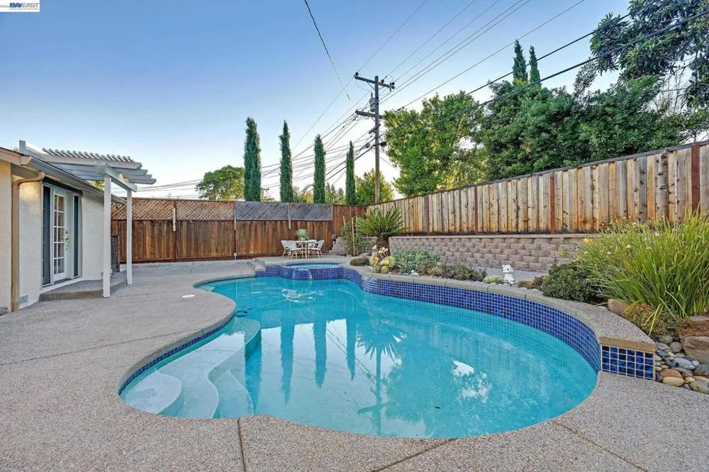 7581 Brighton Dr Dublin, CA 94568