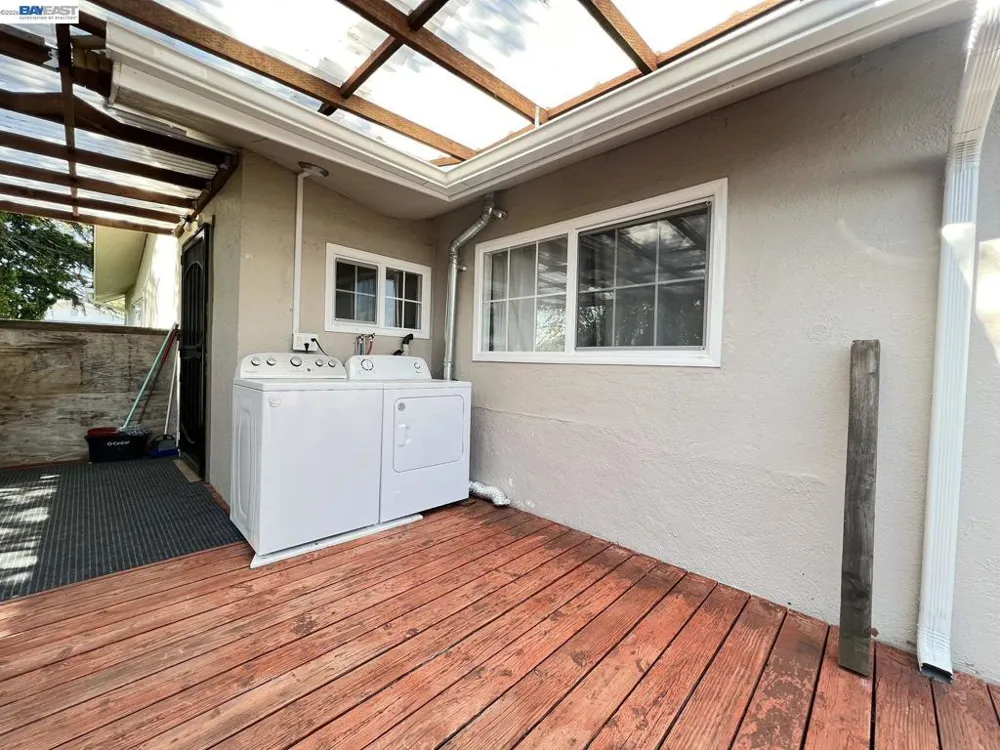 1630 159TH AVE San Leandro, CA 94578