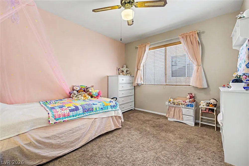 7632 Twisted Pine Avenue Las Vegas, NV 89131